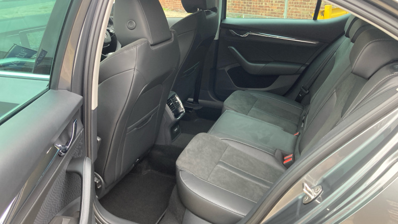 Skoda Octavia 2.0 TDI 150 SE L 5dr DSG Diesel Hatchback